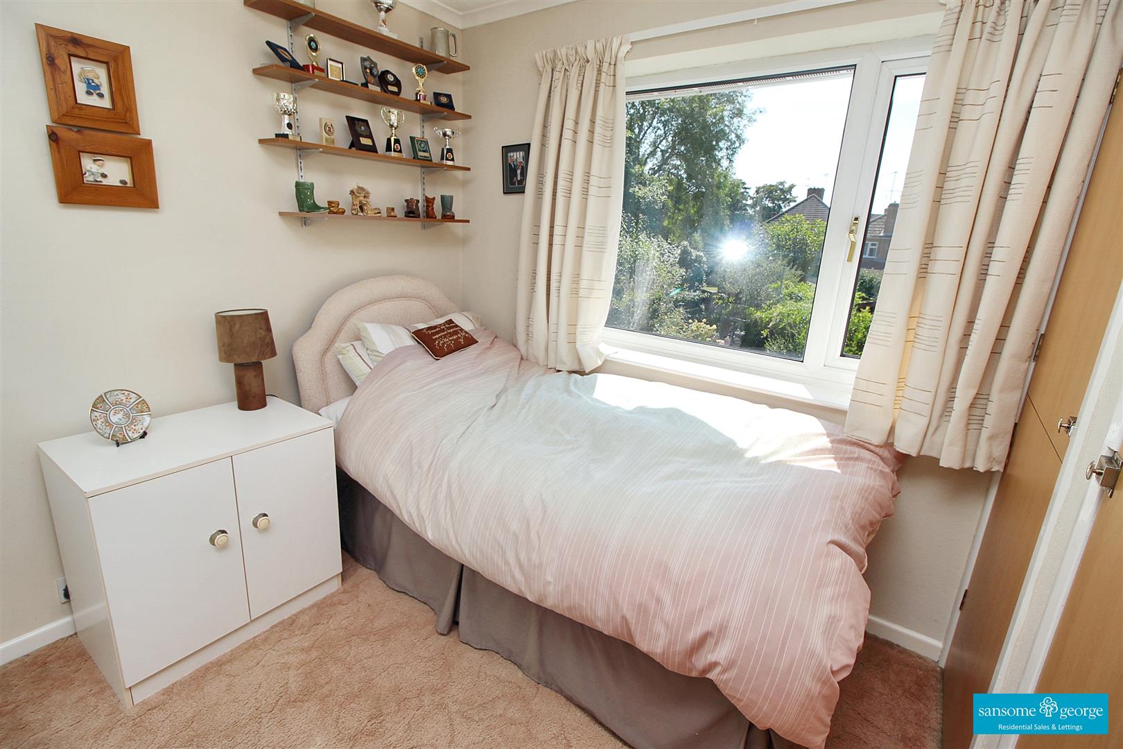 Foxcombe Drive, Tilehurst, Reading